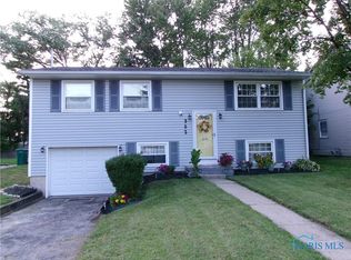 352 Cheswick St, Holland, OH 43528