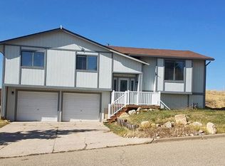 212 Grandview Cir, Evanston, WY 82930