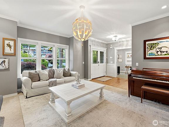 5th image of 12326 24th Avenue NE