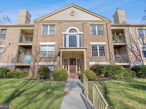 4 Rainflower Path Unit 302, Sparks, MD 21152