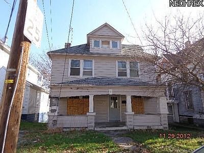 2nd image of 457 Rhodes Ave