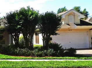 848 Crepe Myrtle Cir, Apopka, FL 32712