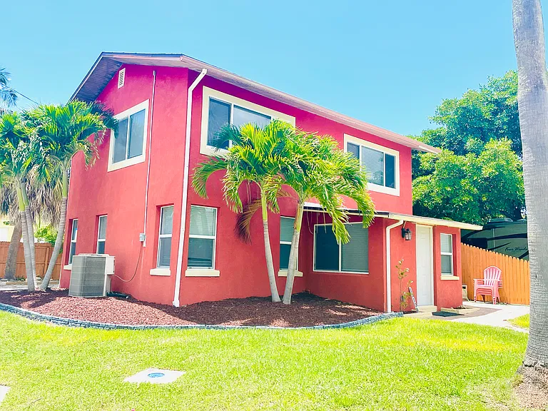 13100 Boca Ciega Ave — Photo 38