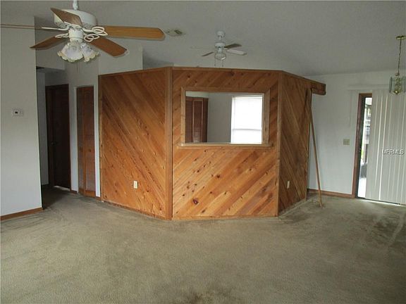 2nd image of 2840 Derby Dr