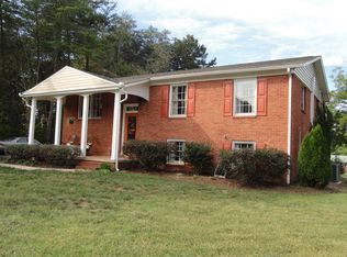 1990 Union Cross Rd, Winston Salem, NC 27107