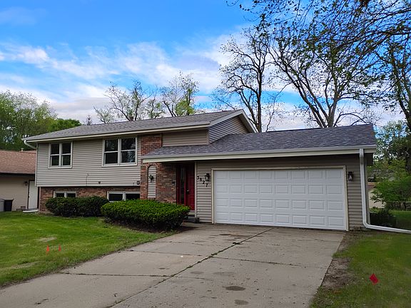 2nd image of 5827 El Paso Cir