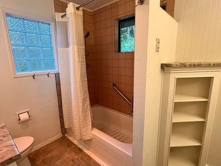 551 McDonald Creek Rd — Photo 26