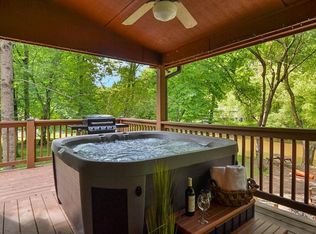 46 Floral Ct, Ellijay, GA