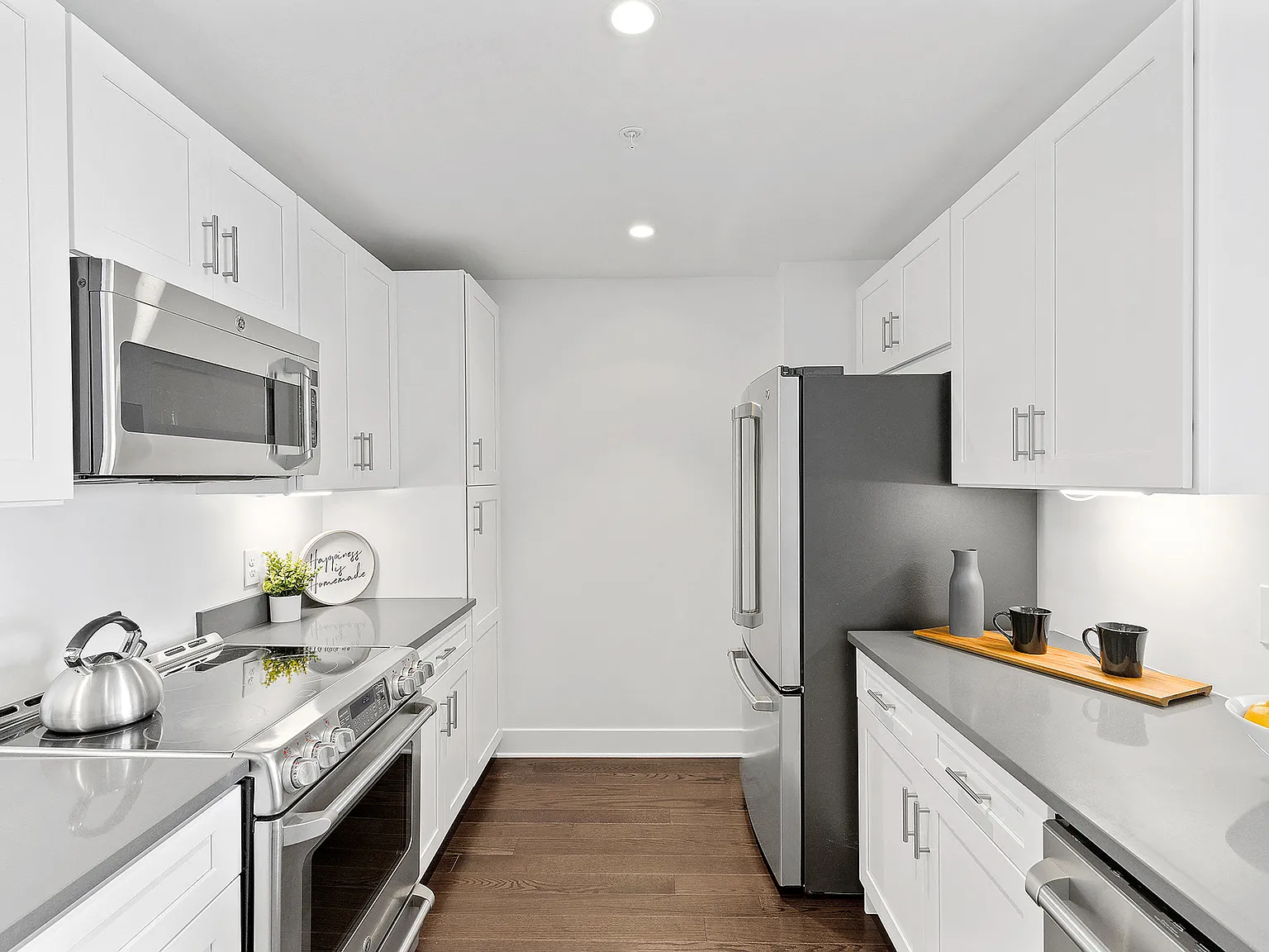 65 Bay Street Apartments — Photo 4
