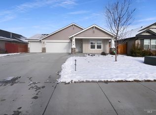 938 E Firestone Dr, Kuna, ID 83634