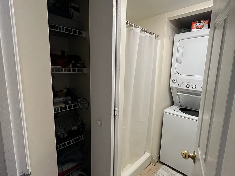 340 Franklin St #3 — Photo 13