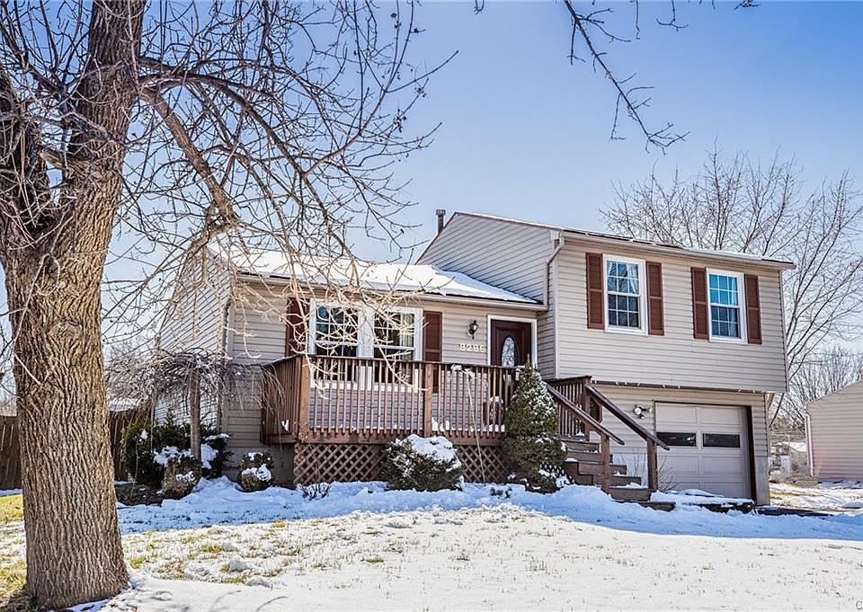 1st image of 8286 Mantova Dr