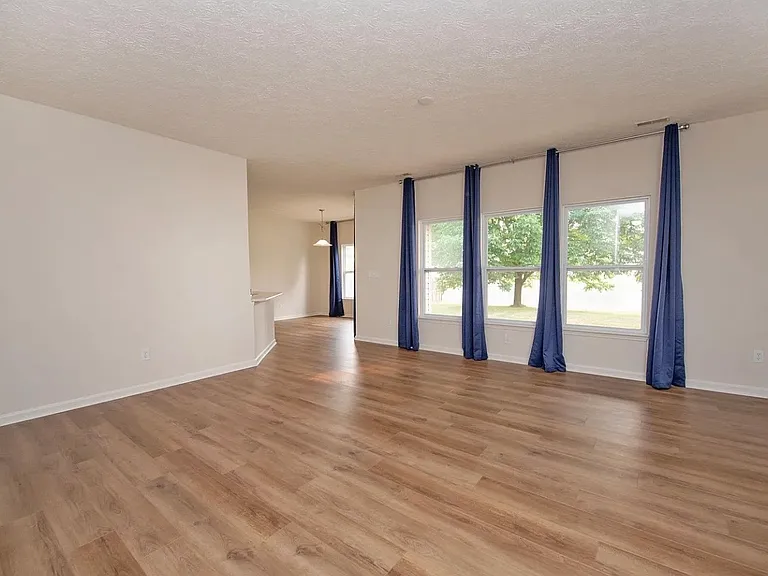 2231 Cousteau Dr — Photo 4