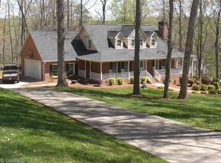 263 Forest Meadow Ln, Clemmons, NC 27012