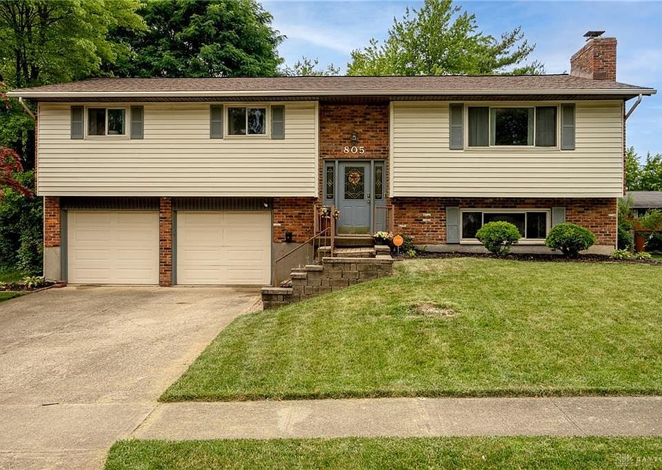 1st image of 805 Victoria Dr