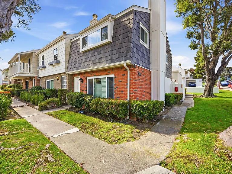 839 Del Mar Downs Rd #D — Photo 47