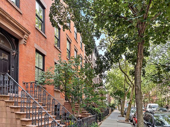 5th image of 29 Tompkins Pl #4