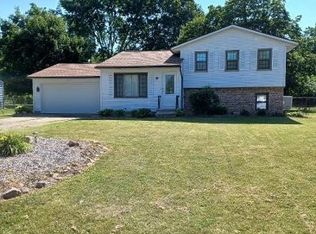 116 Elmwood Dr, Seville, OH 44273