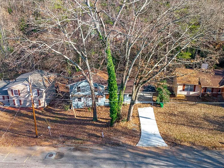 2080 Bluffton Way — Photo 9