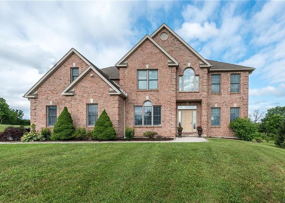 5176 Sparrow Ln, Coplay, PA 18037 Zillow