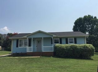 307 Grandfather Dr, Inman, SC 29349