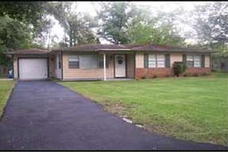 Investor/Handyman Special!