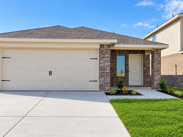 154 Davis Ln, Newark, TX 76071