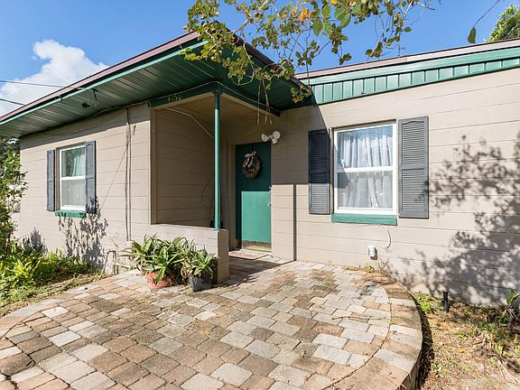 2nd image of 4160 Ruby Dr W