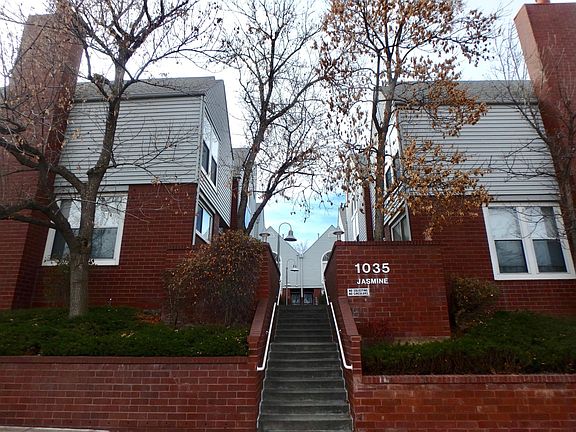 2nd image of 1035 N Jasmine St Unit 8