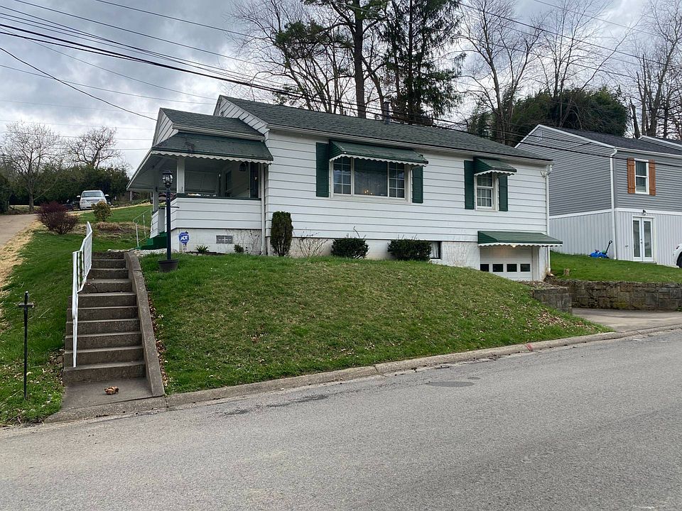1st image of 1116 Village Way