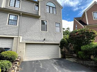 68 Tanager Ct, Wayne, NJ