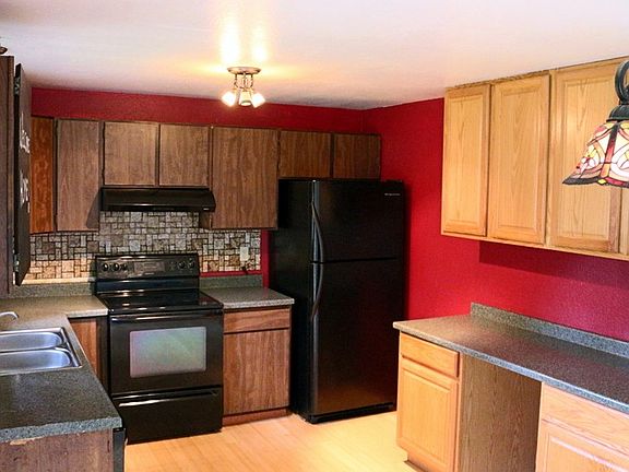 4th image of 155 W Pinehurst Way