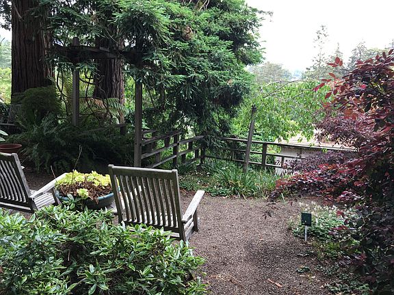 5th image of 4024 Everett Ave