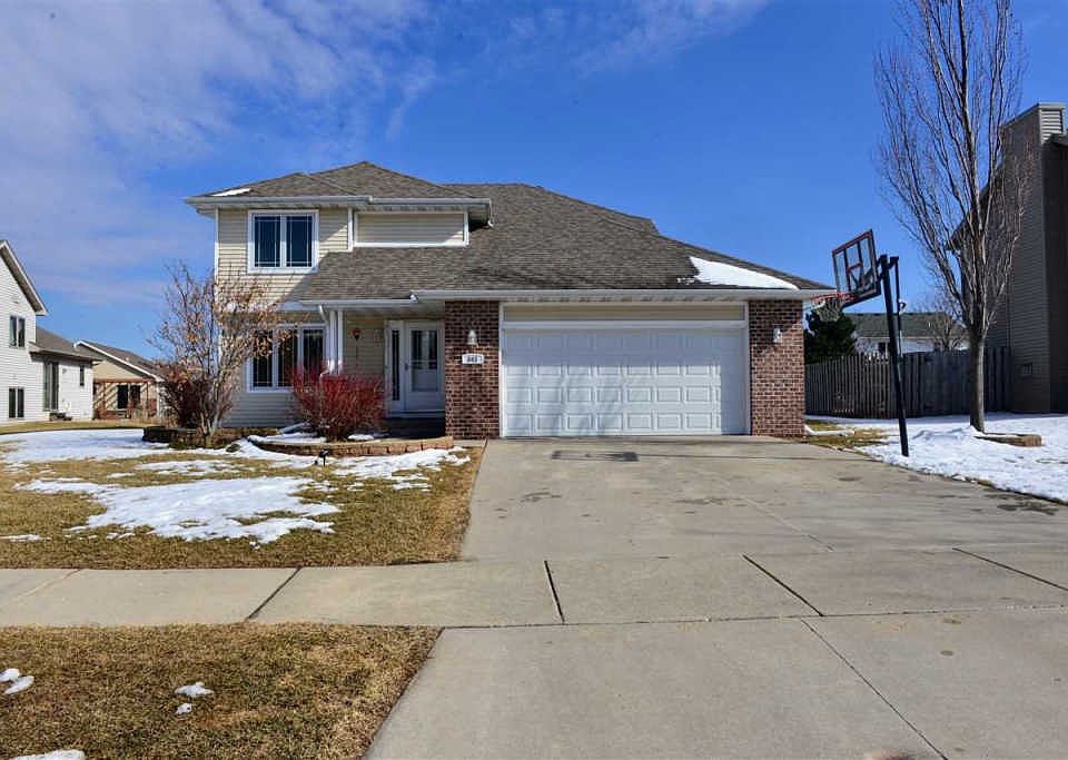 1st image of 343 N Westmount Dr