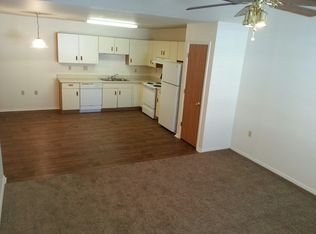 5527 Lois Ln, Fort Wayne, IN 46804