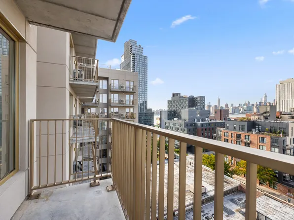 16 West Street image 1 of 31