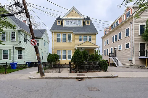 14 Wadsworth St Photo 1