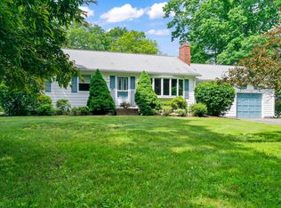 44 Candlewood Ln, Wells, ME 04090