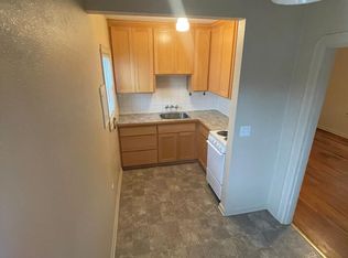 717 Cottage St NE, Salem, OR 97301