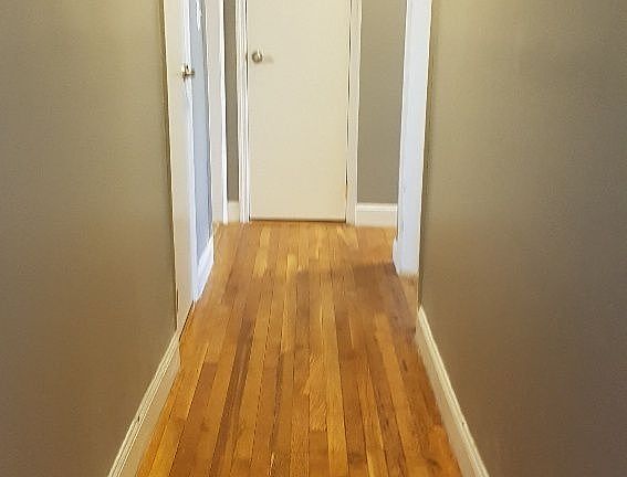 3rd image of 221 Linden Blvd APT E9