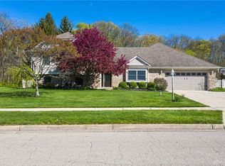 2941 King James Dr, Dayton, OH 45432