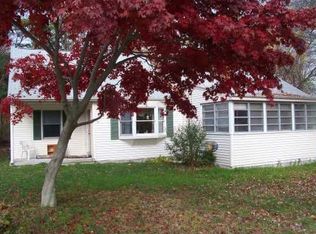 23 Brightwater Rd, Niantic, CT 06357