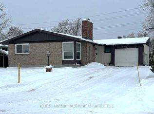 47 Kidgrove Gdns, Ottawa, ON K2G 3W7