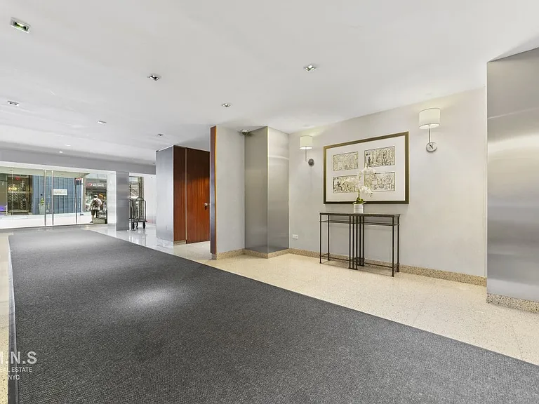 155 E 55th St #9RB — Photo 11