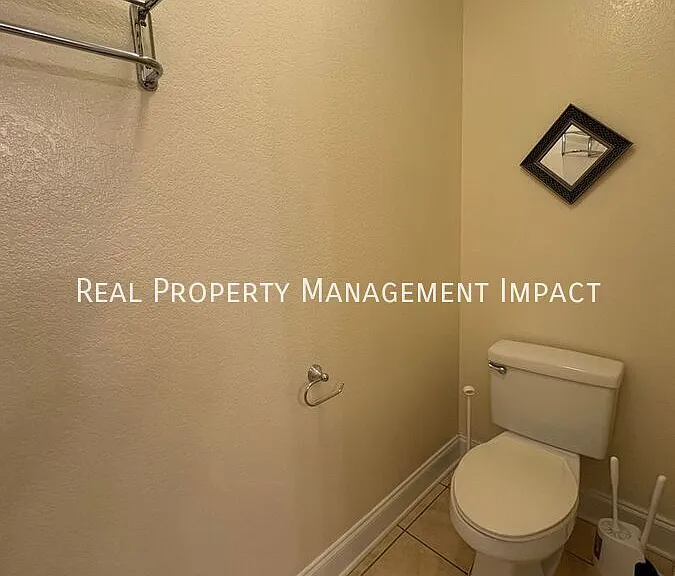 301 W Haggard Ave #11 — Photo 13
