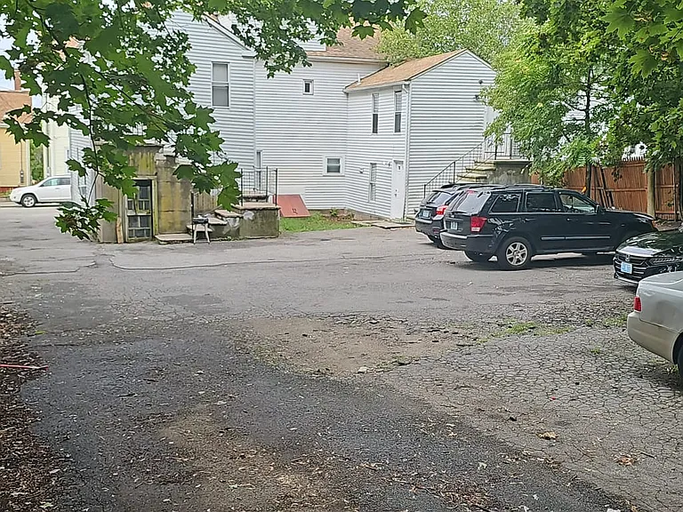 14 South St #1L — Photo 17