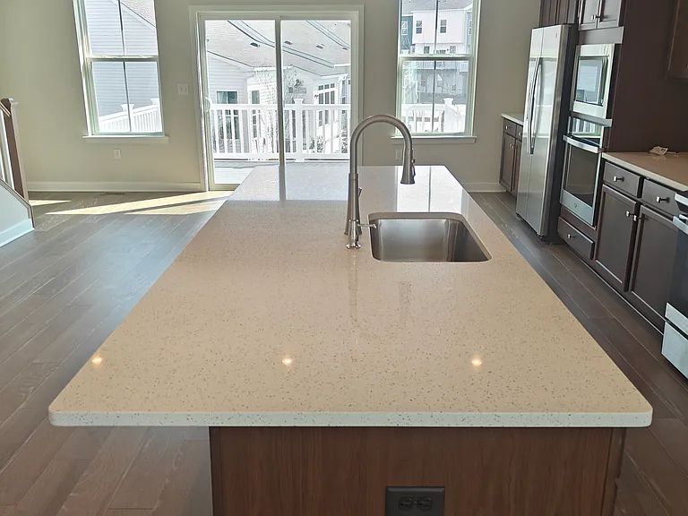 108 S Durham Dr — Photo 19