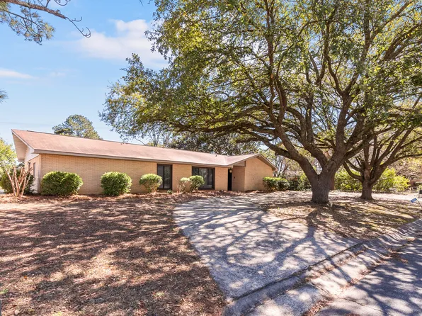 202 Avalon Dr, Warner Robins, GA 31093