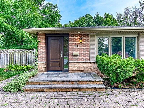 3rd image of 28 Osborne Cres