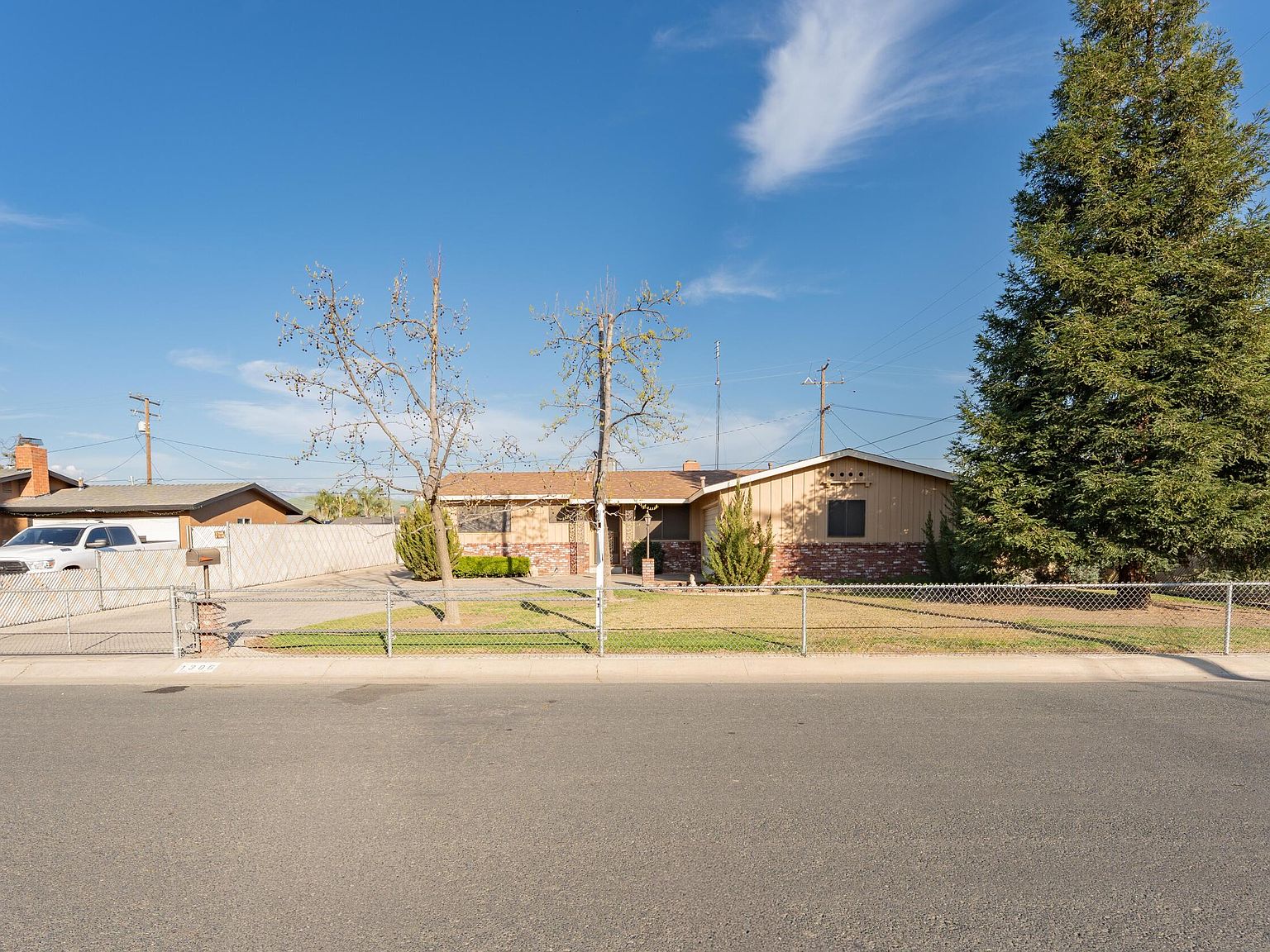 1306 Lowery Street, Porterville, CA 93257 | Zillow